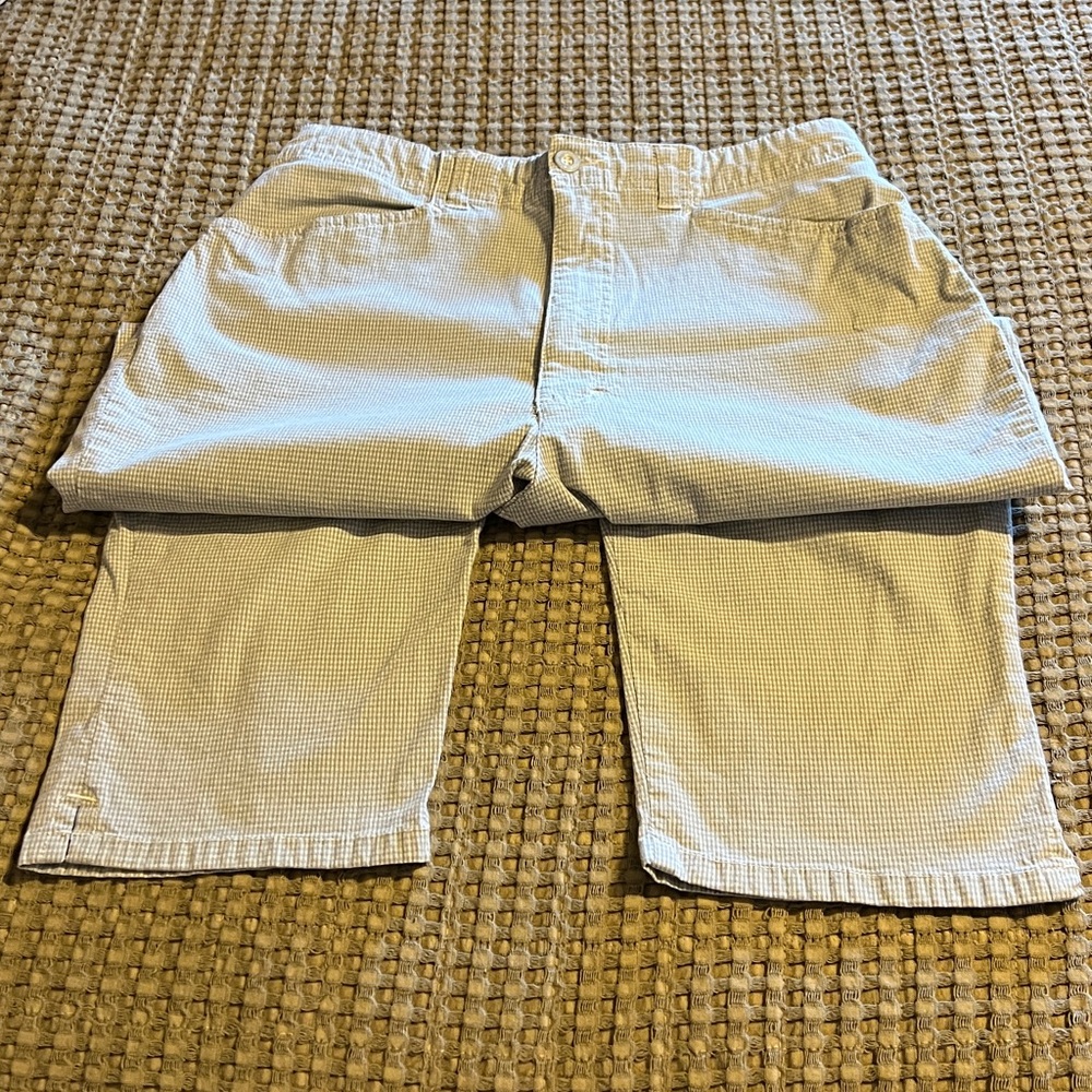 Women’s Checkered Capris Light Blue